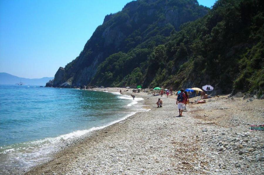 Appartamenti Seccione Portoferraio Ngoại thất bức ảnh